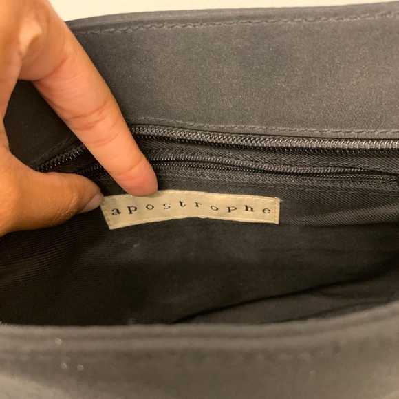 Simple Black Apostrophe Purse - Picture 8 of 9